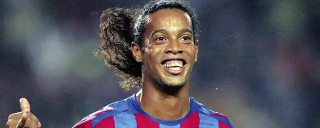 展现出令人 展现出令人