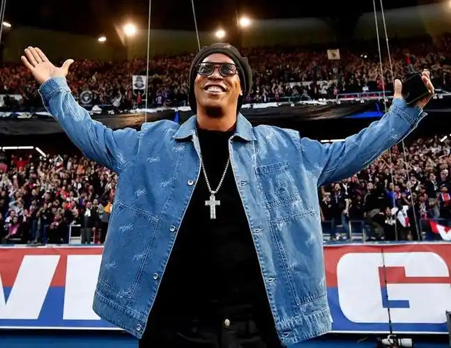 鍵比賽中的 鍵比賽中的