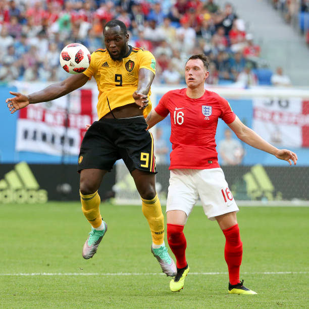 场面临诸多 场面临诸多